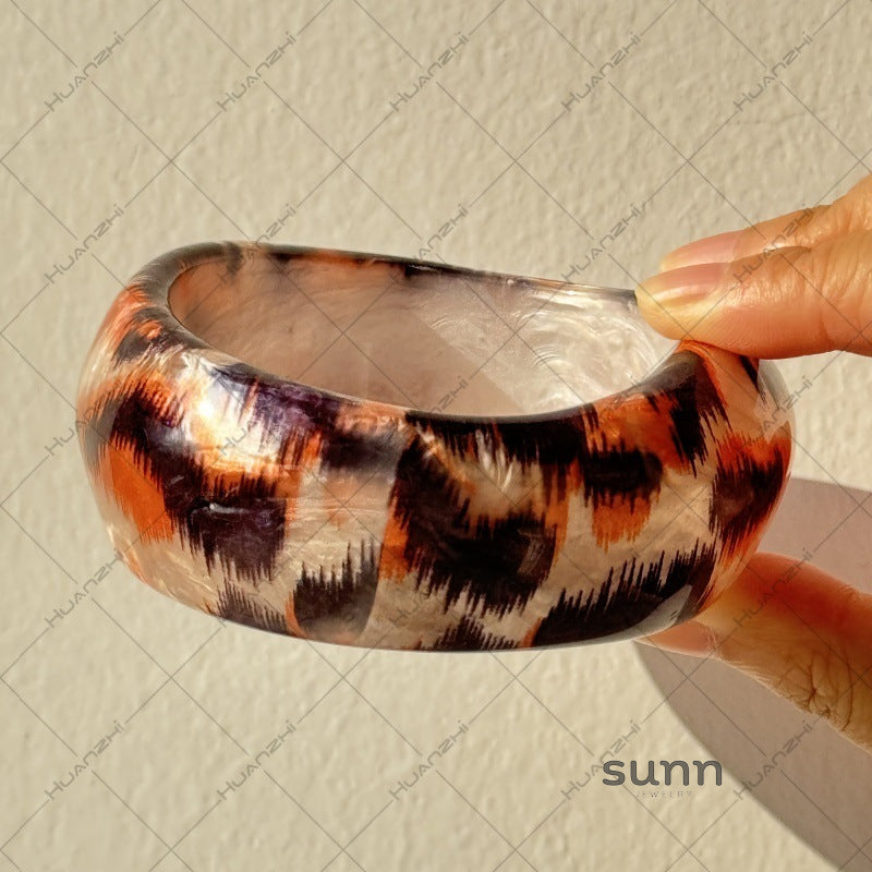Liesl Chunky Resin Bracelet [COU3MOUA]