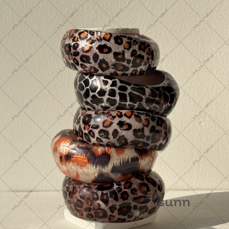 Liesl Chunky Resin Bracelet [P103WMPL]