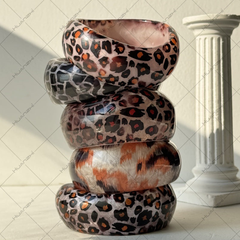 Liesl Chunky Resin Bracelet [P103WMPL]