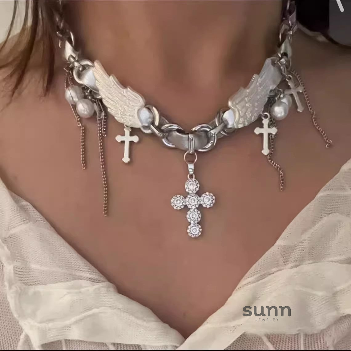 Liesl Winged Cross Choker [F6MUQ7EK]