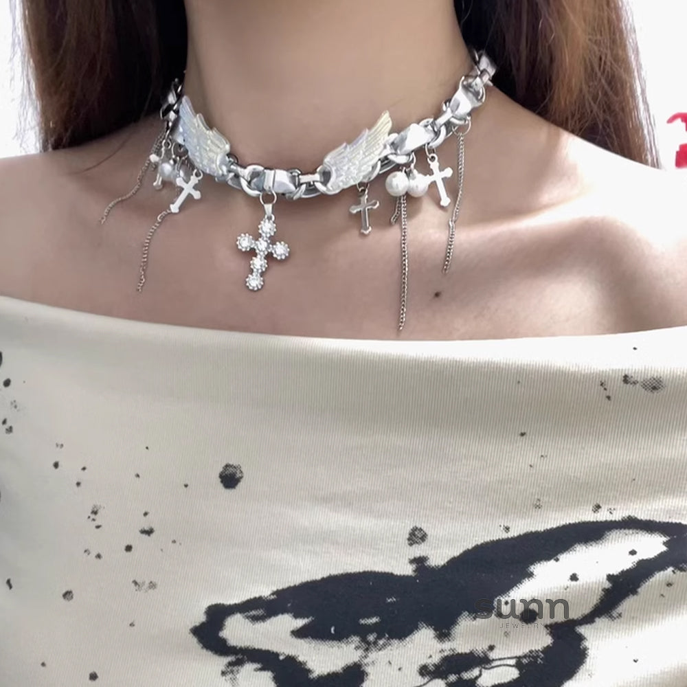 Liesl Winged Cross Choker [2XTJMG4H]