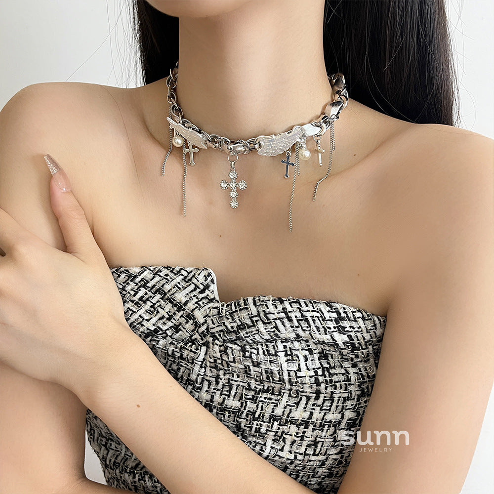 Liesl Winged Cross Choker [1TWMS2VK]
