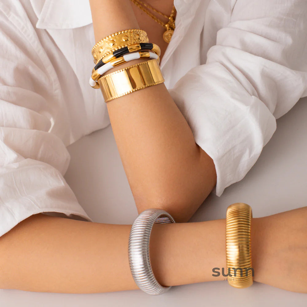 Lilian Sleek Snake Bracelet