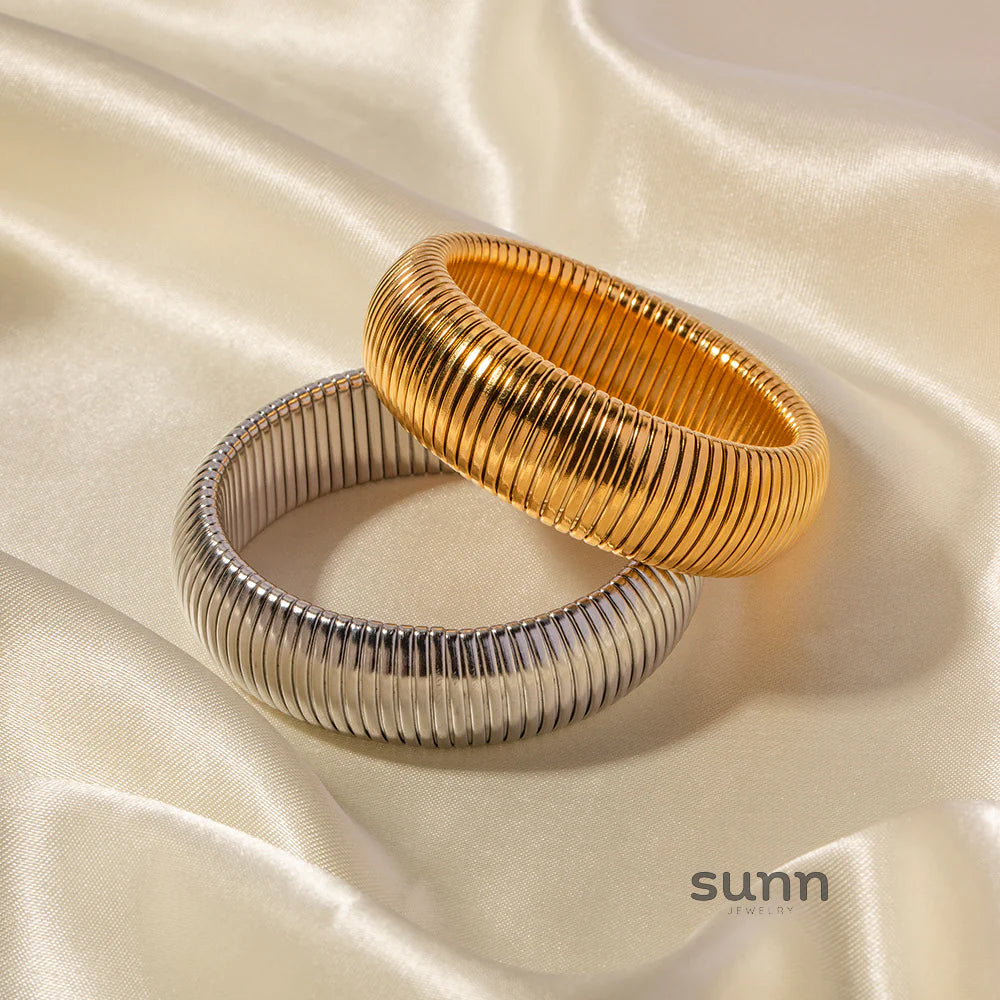 Lilian Sleek Snake Bracelet