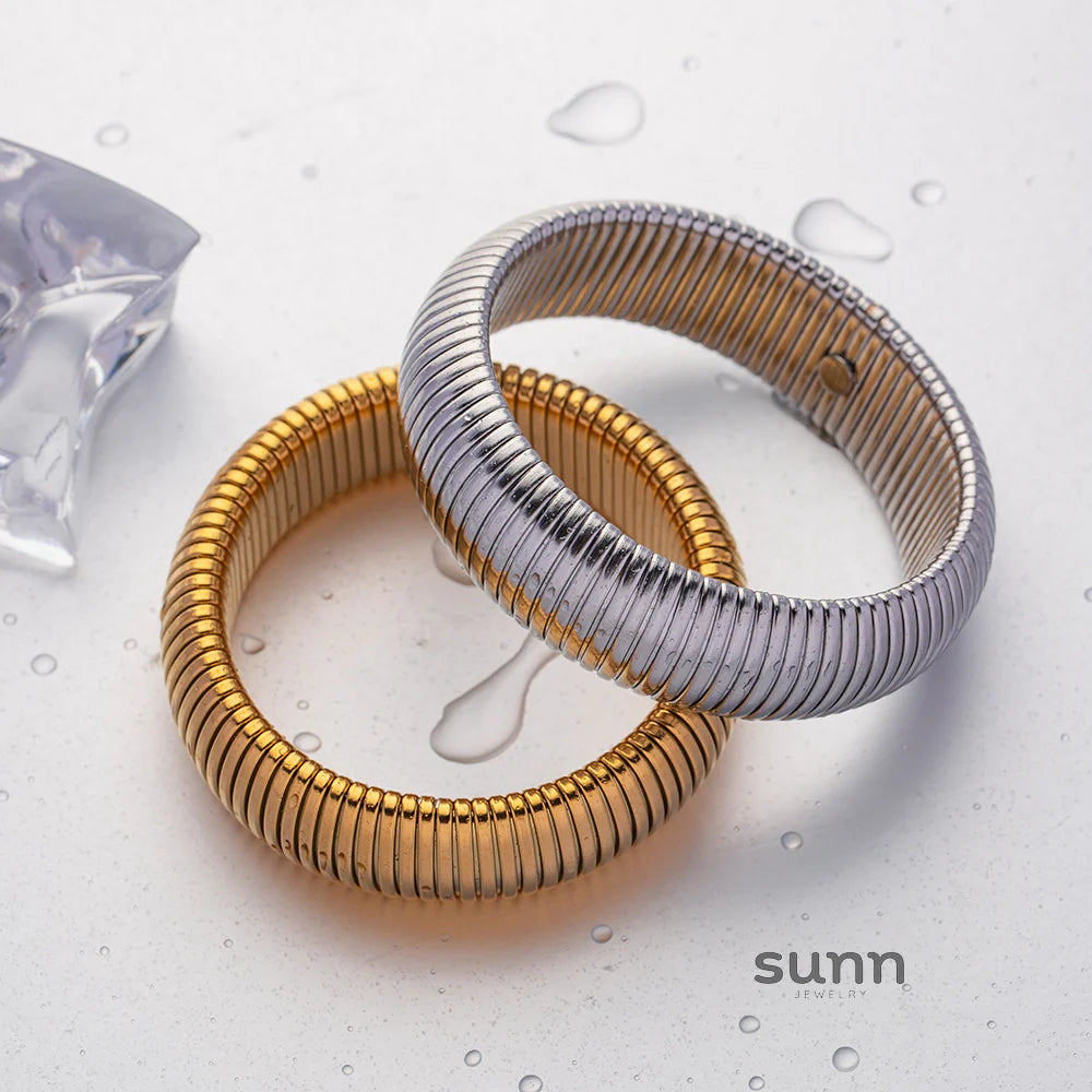 Lilian Sleek Snake Bracelet
