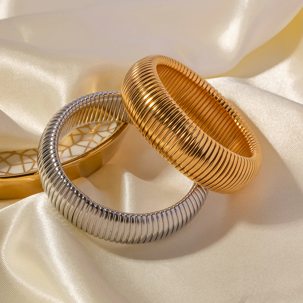 Lilian Sleek Snake Bracelet