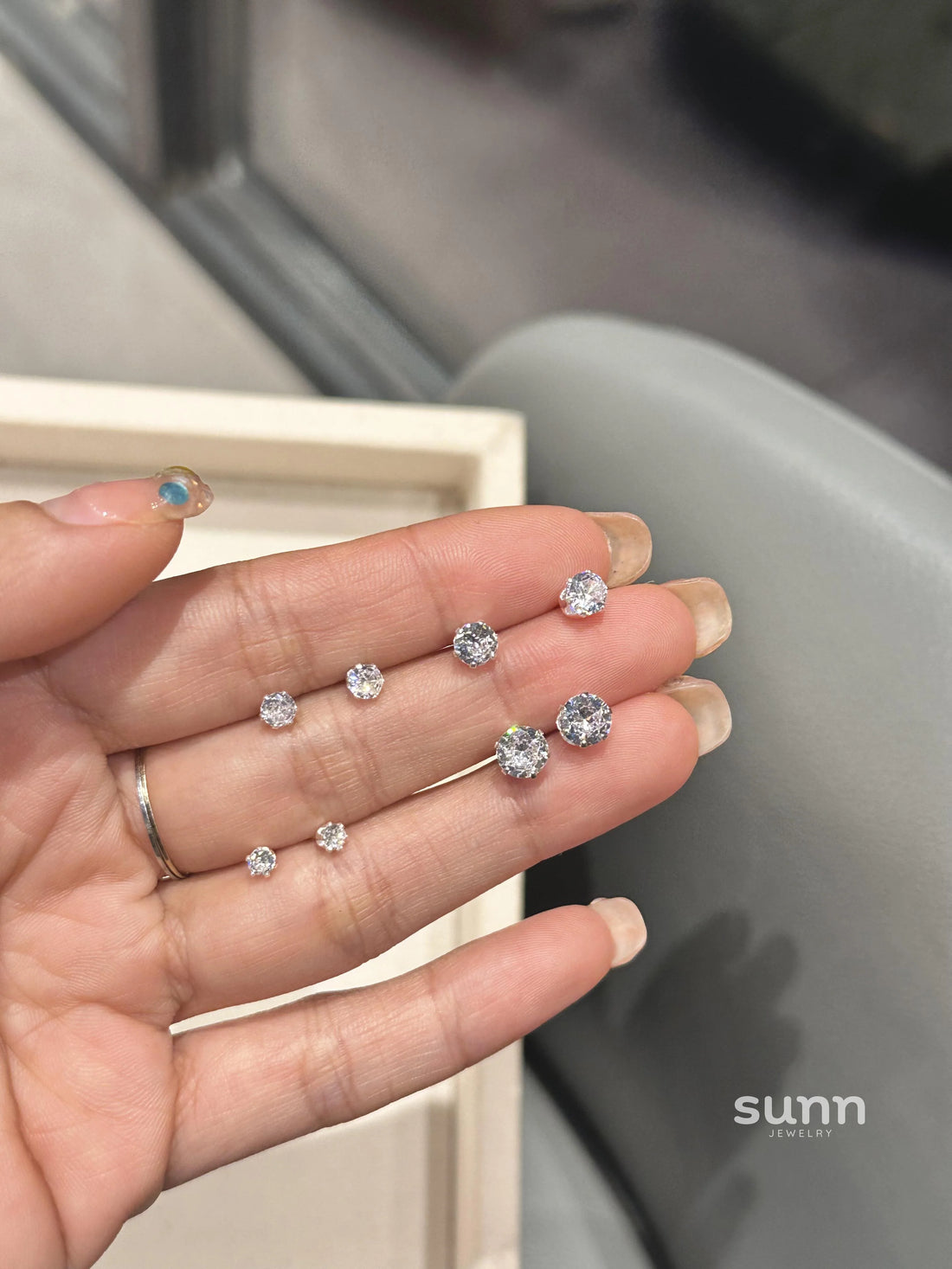 Lillia Elegant Solitaire Studs