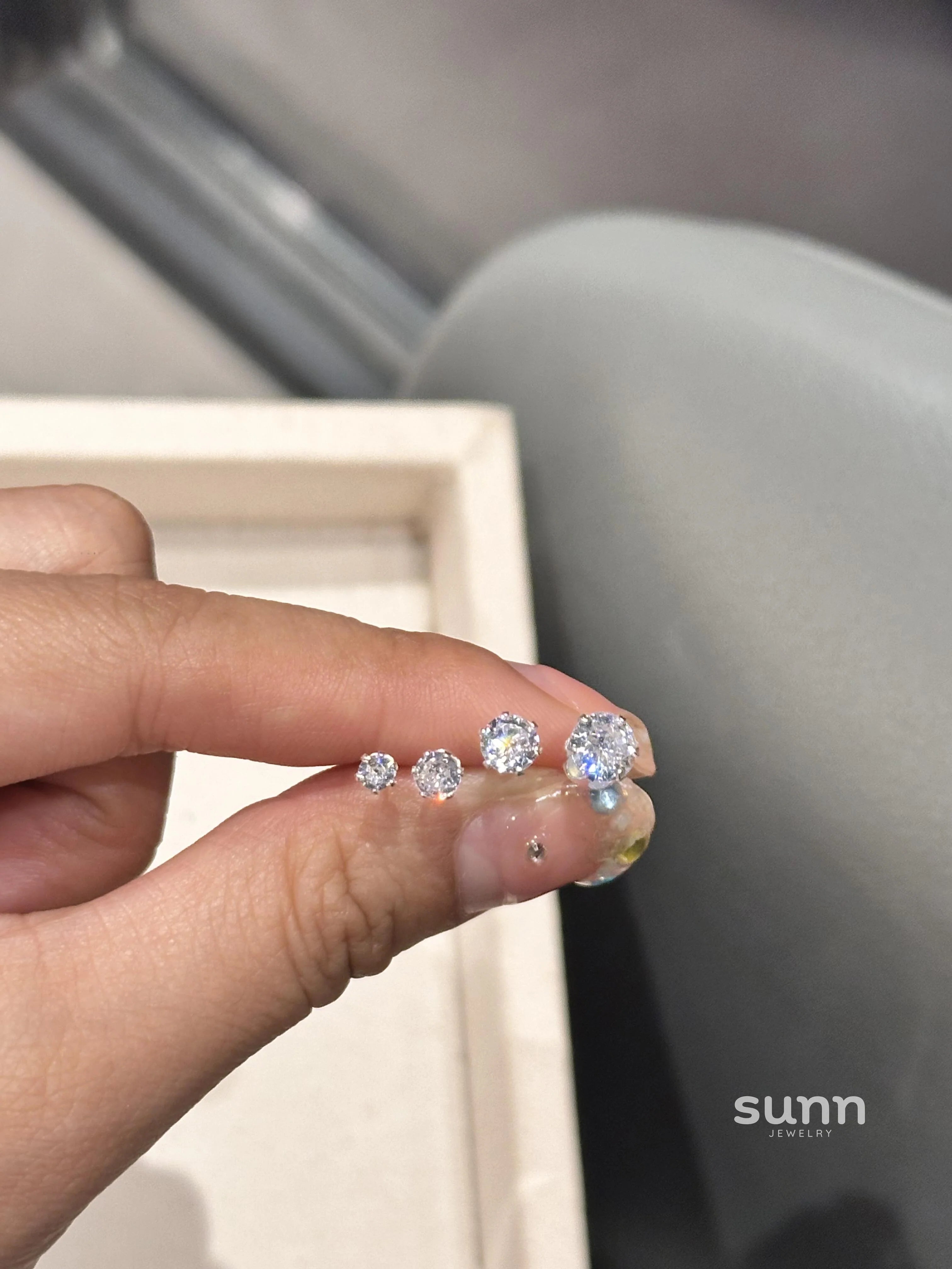 Lillia Elegant Solitaire Studs