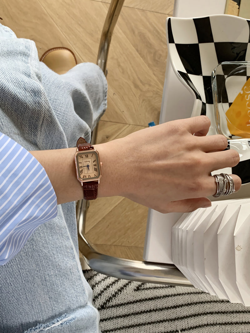 Lillianna Classic Leather Watch [39P4UWOK]