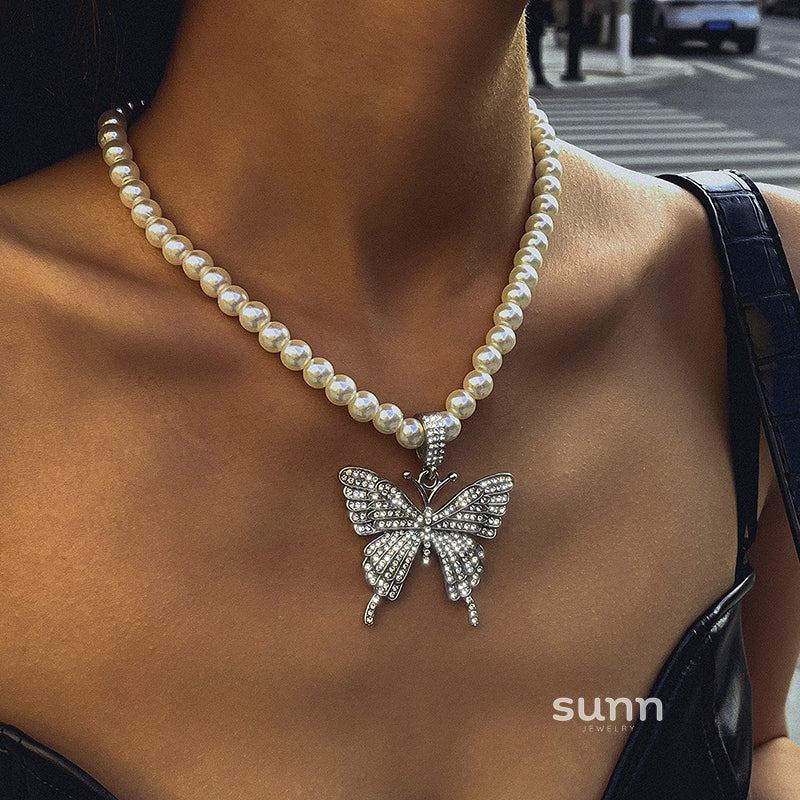 Lillith Rhinestone Butterfly Choker