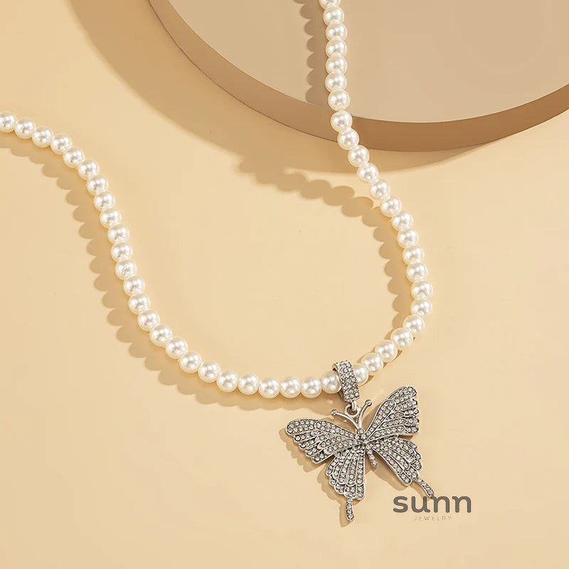 Lillith Rhinestone Butterfly Choker