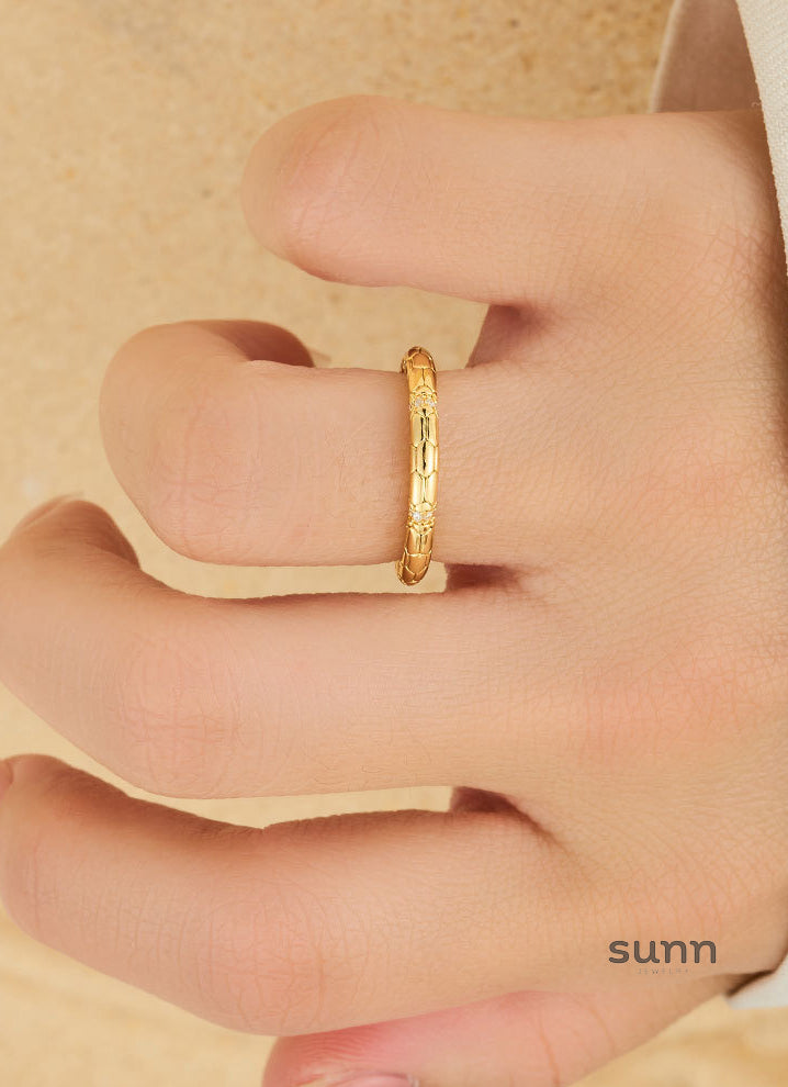 Lilly Serpent Open Ring [YUHCE84I]