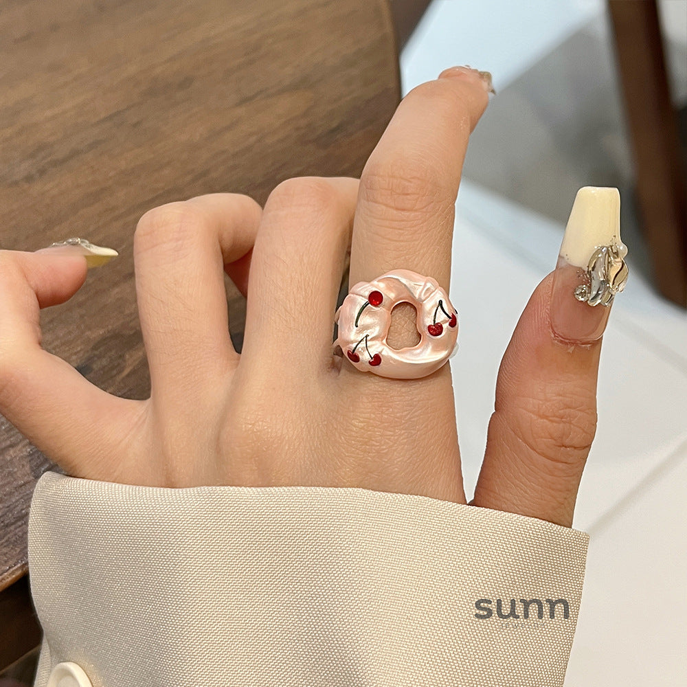 Lilo Asymmetric Donut Ring [6BRQND64]