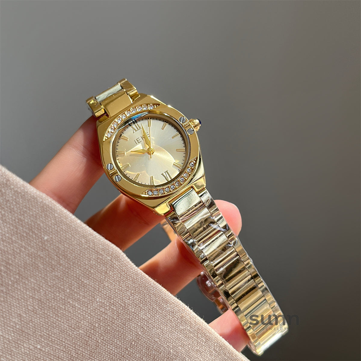 Lily Dazzling Retro Watch [09CXR92S]