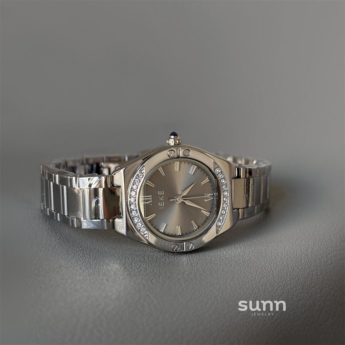 Lily Dazzling Retro Watch [Z2GUK3UY]