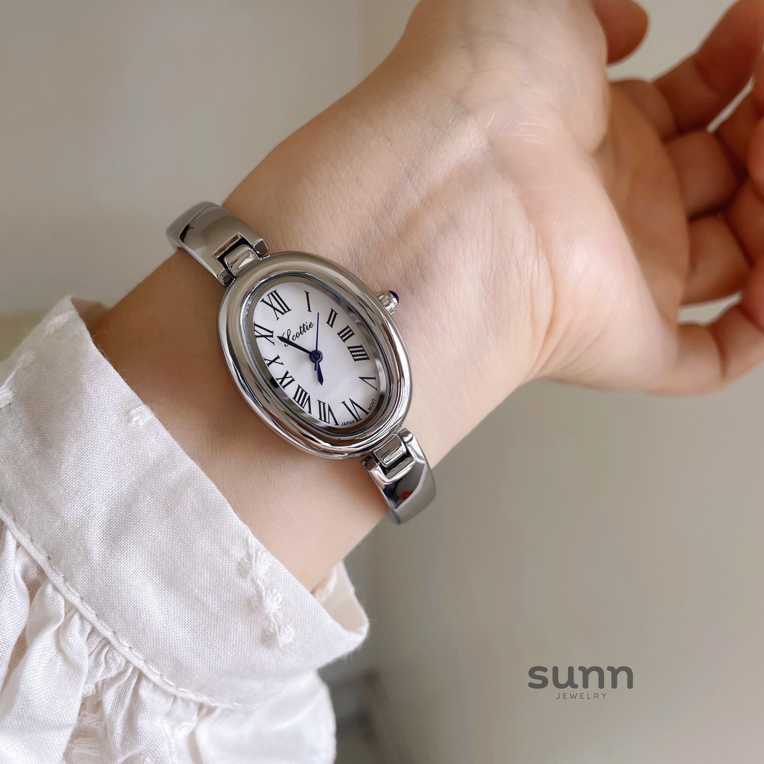 Lily Oval Bracelet Watch [KTO7MJYT]