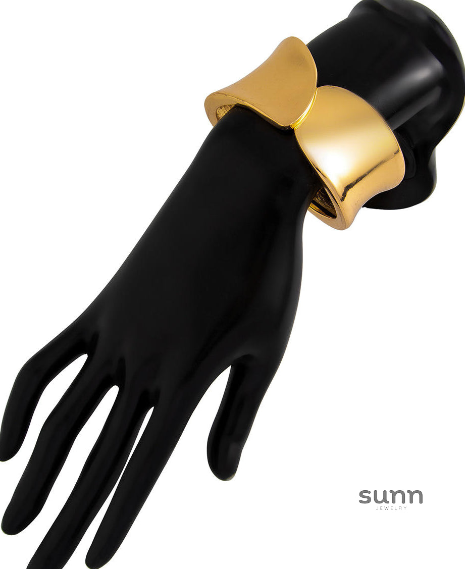 Lilyth Sculpted Cuff Bracelet [8CZ6L4GT]