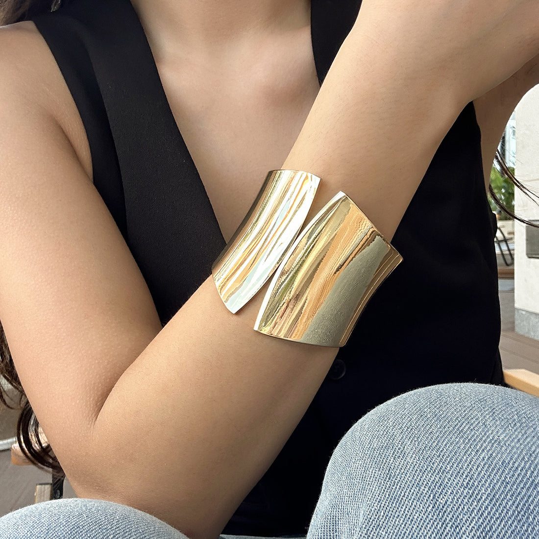Lilyth Sculpted Cuff Bracelet [1JV7KB20]