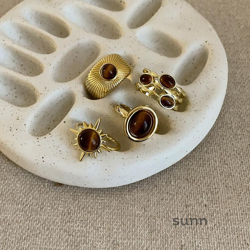 Lindley Golden Tiger Eye Ring [ZUTZD7ET]