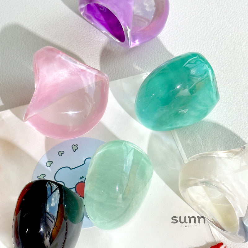 Lita Chunky Resin Ring [SKTRSOZ7]