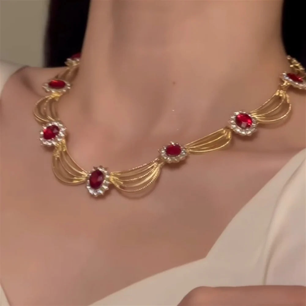 Lita Vintage Red Zircon Set