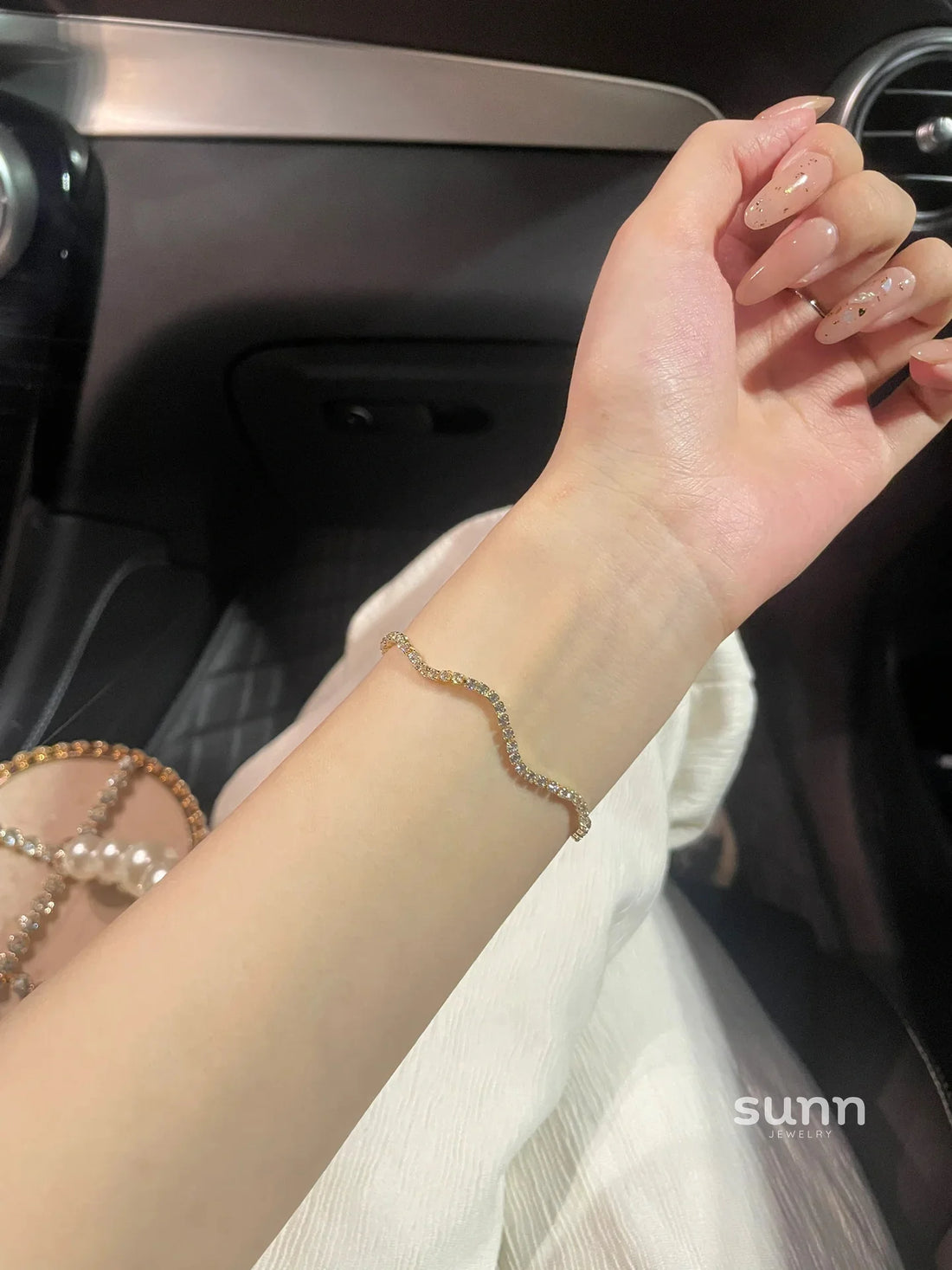 Lita Zirconia Wave Bracelet
