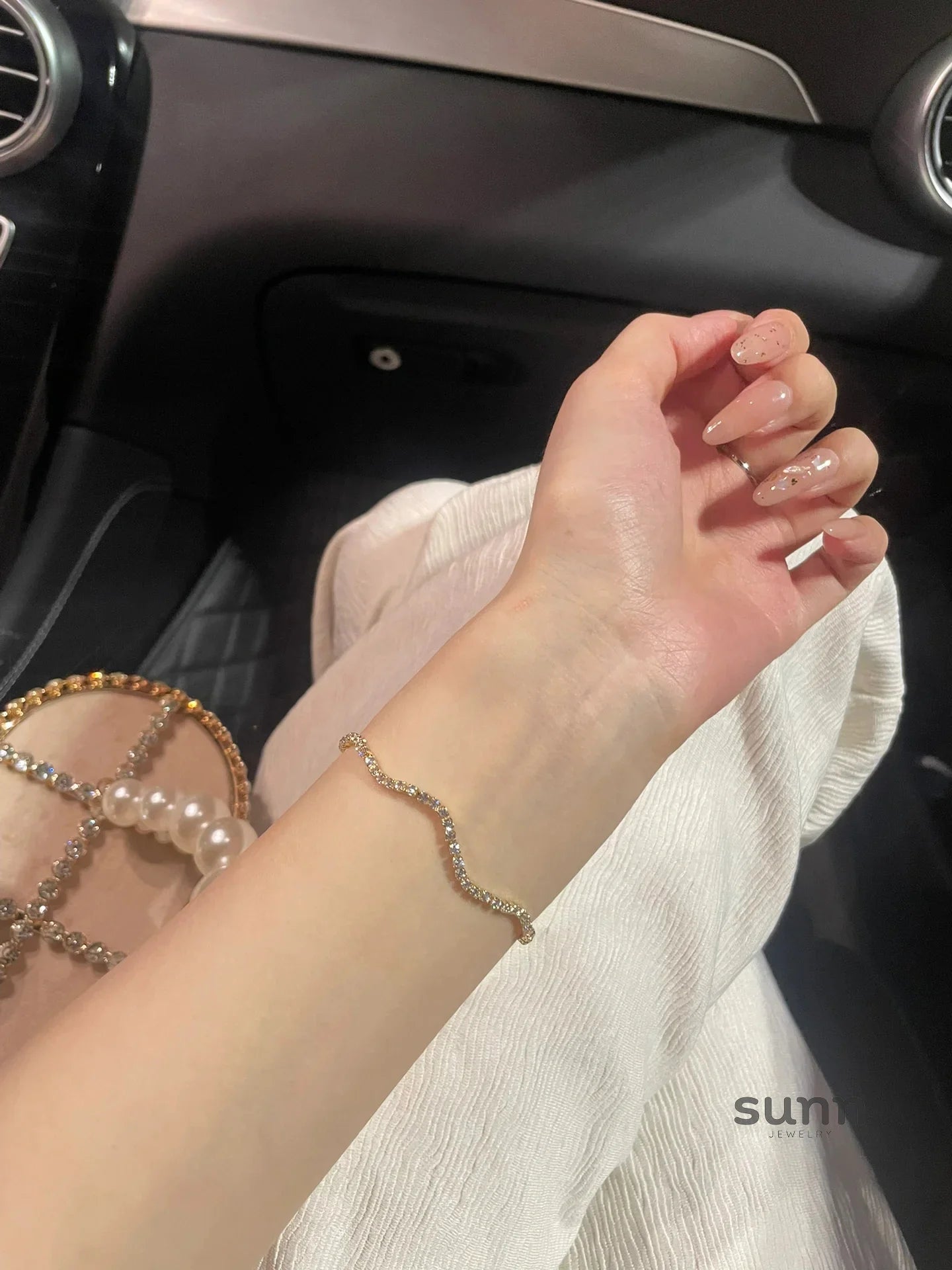 Lita Zirconia Wave Bracelet