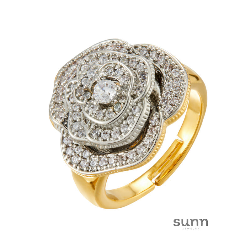 Liv Dual Tone Camellia Ring [CEX9EAJ4]