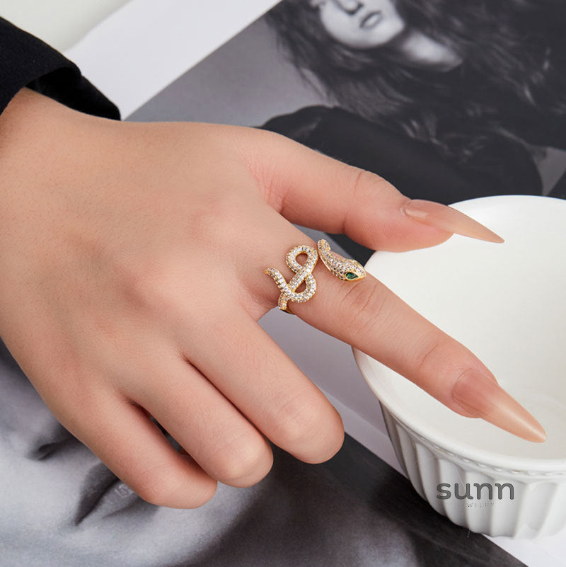 Liviana Snake Zirconia Open Ring [MOWCGK8Y]