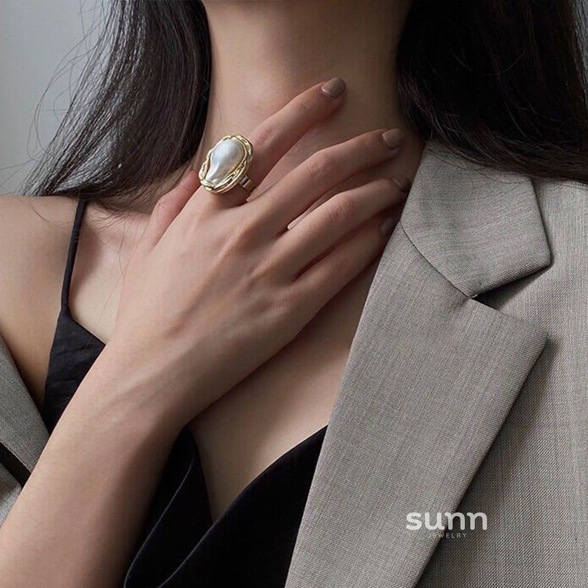 Liya Geometric Pearl Ring [ZQQFI3TY]