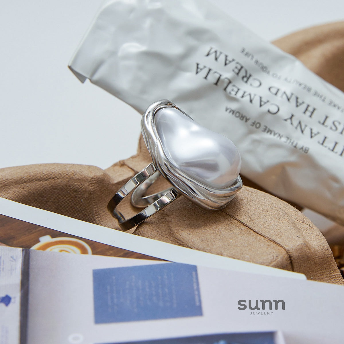 Liya Geometric Pearl Ring [LHYRANBJ]