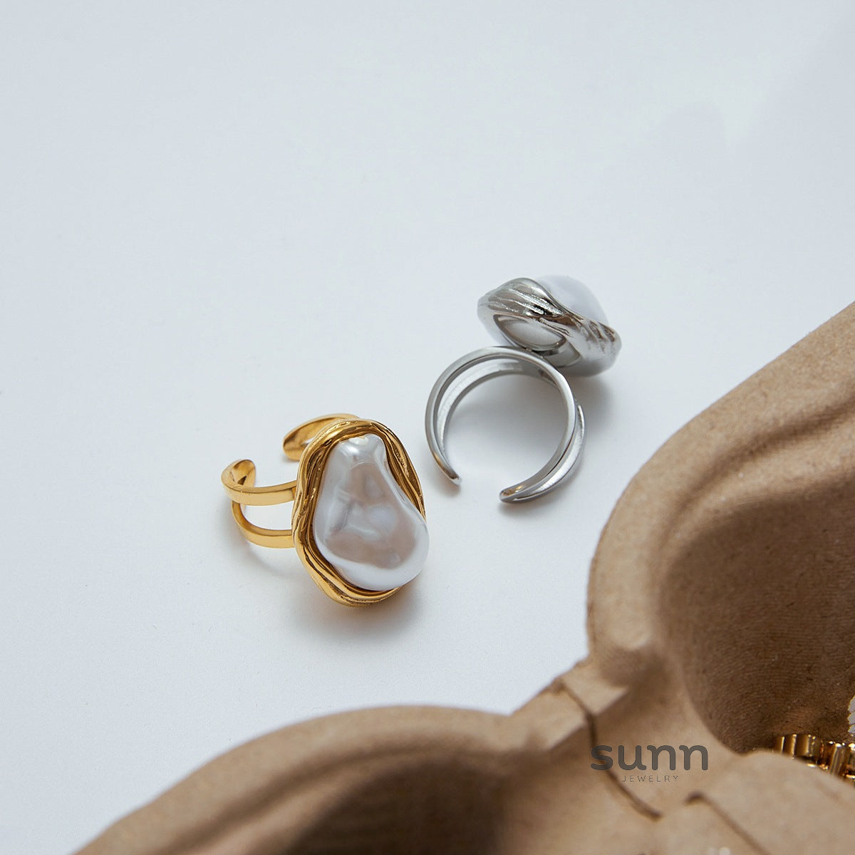 Liya Geometric Pearl Ring [1G4WE5IW]