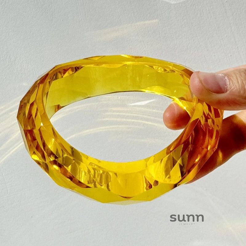 Liyah Crystal Faceted Bracelet [MBOF6AP1]