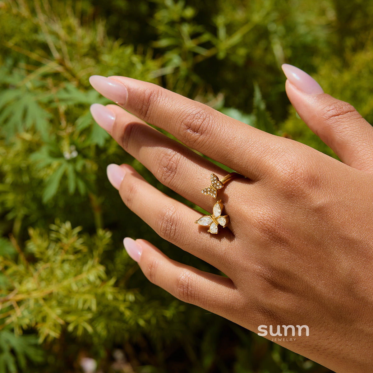 Liza Pearl Butterfly Ring [OUXTAVIM]