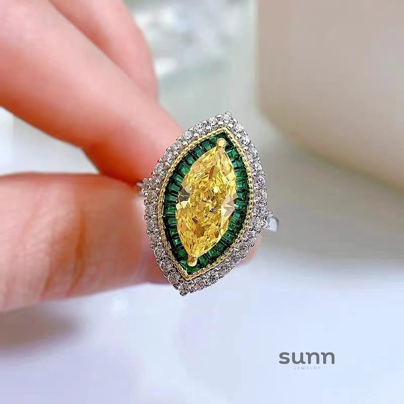 Lochlyn Canary Marquise & Emerald Ring [9VJLSX6J]