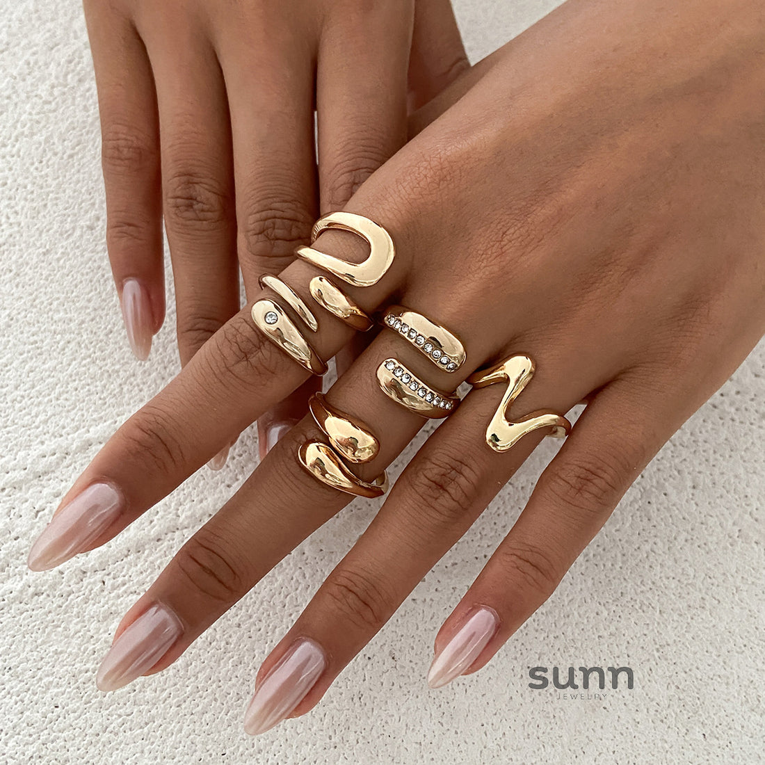 Logan Wave Diamante Ring Set [WBQA0WY5]