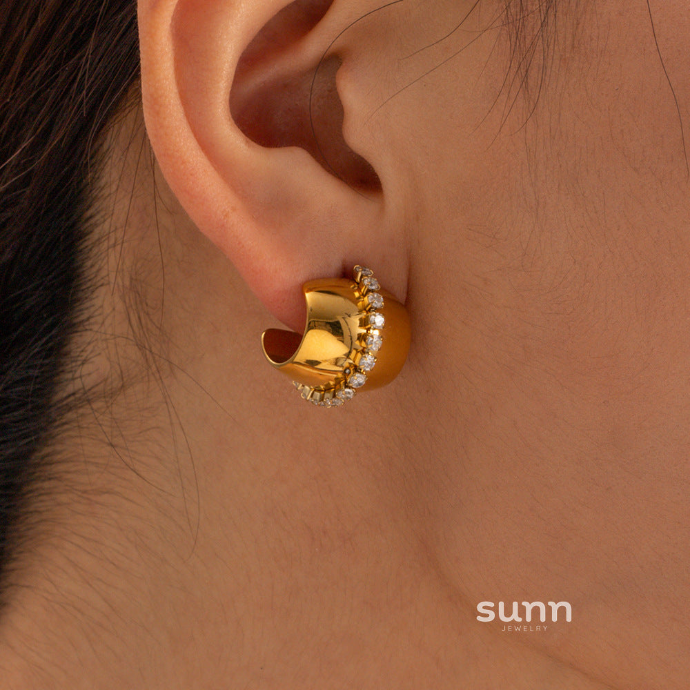 Logann Dainty Heart Stud Earrings [UE995GTG]