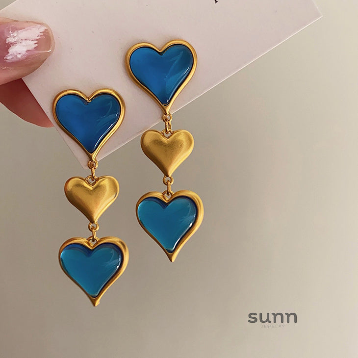 Londyn Elegant Blue Heart Earrings [XAPXR068]