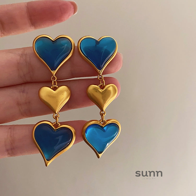 Londyn Elegant Blue Heart Earrings [0LXXMJRO]