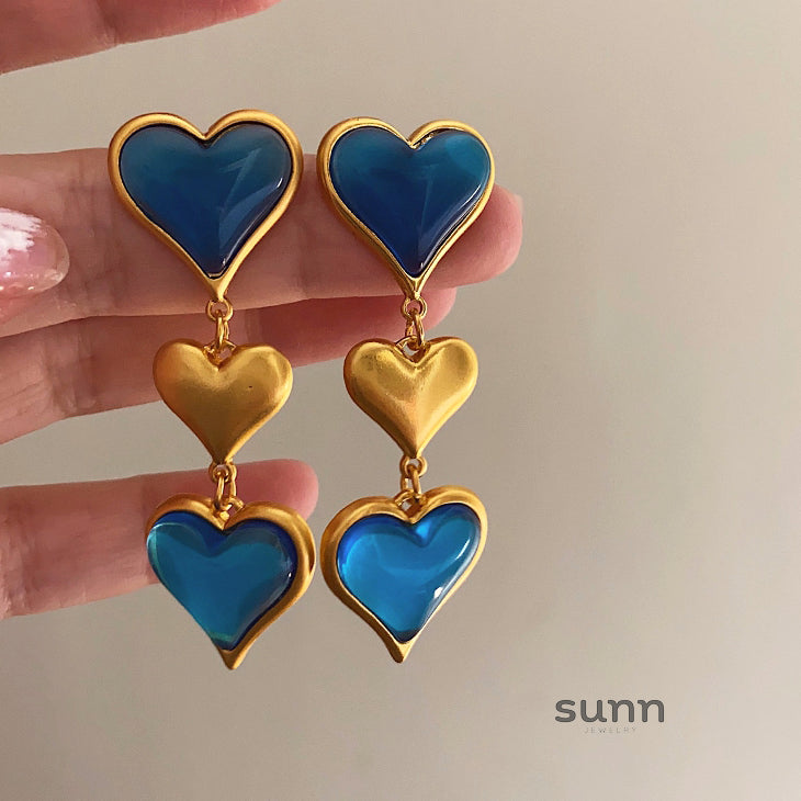 Londyn Elegant Blue Heart Earrings [FJ0PX22Z]