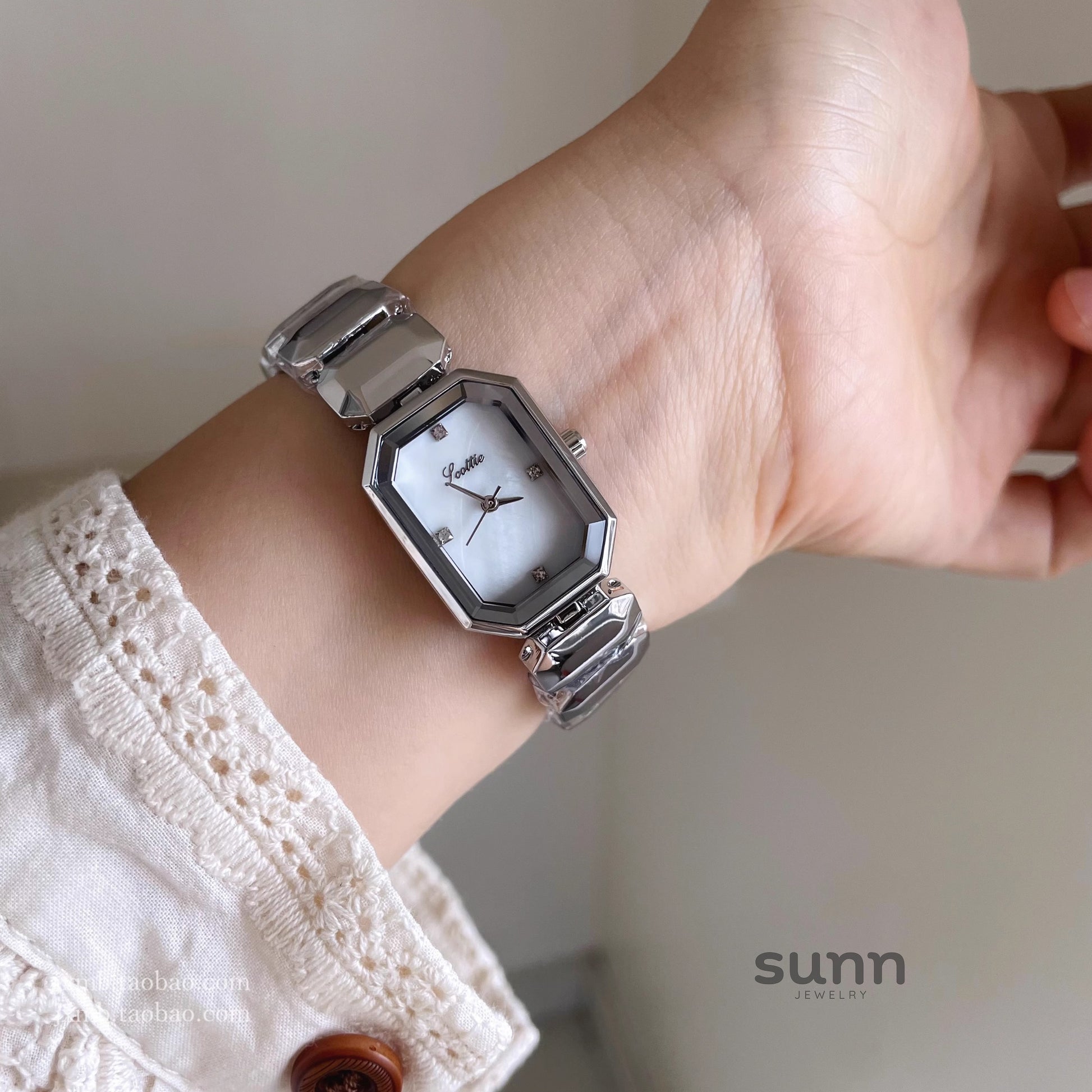 Lorelei Mother-Of-Pearl Watch [UVXUN30V]