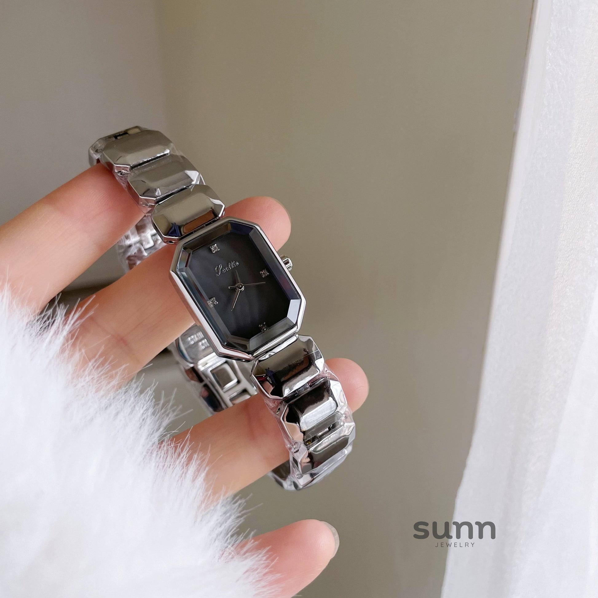 Lorelei Mother-Of-Pearl Watch [L79DE1NZ]
