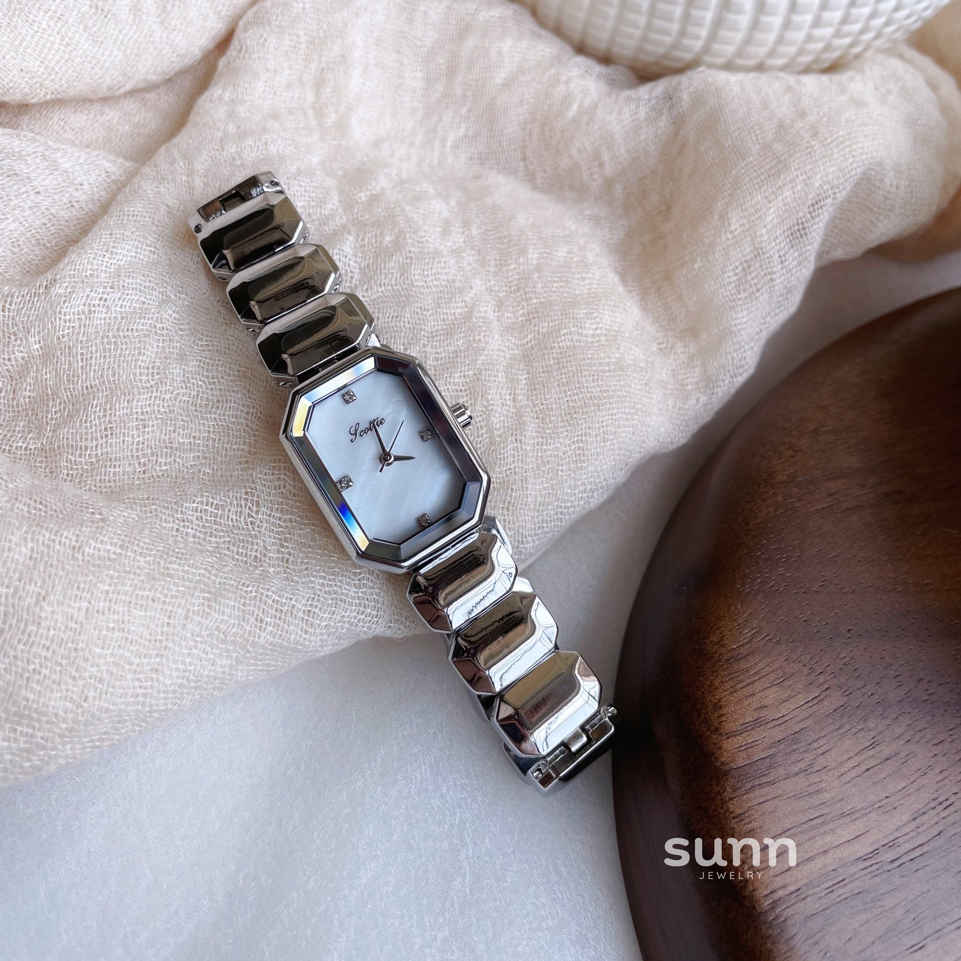 Lorelei Mother-Of-Pearl Watch [QIXTDSU5]