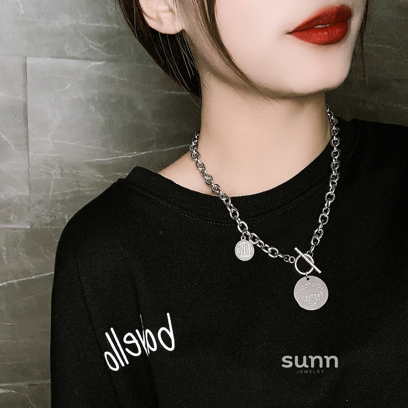 Lorena Layered Pendant Necklace [88JXIIET]