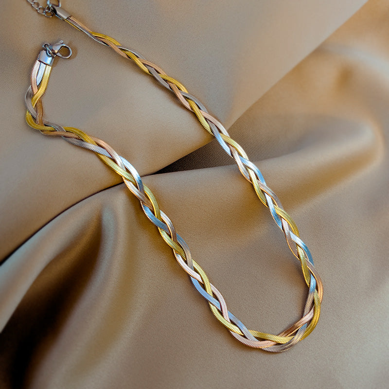 Lorena Woven Titanium Necklace [K4Q2KQDI]