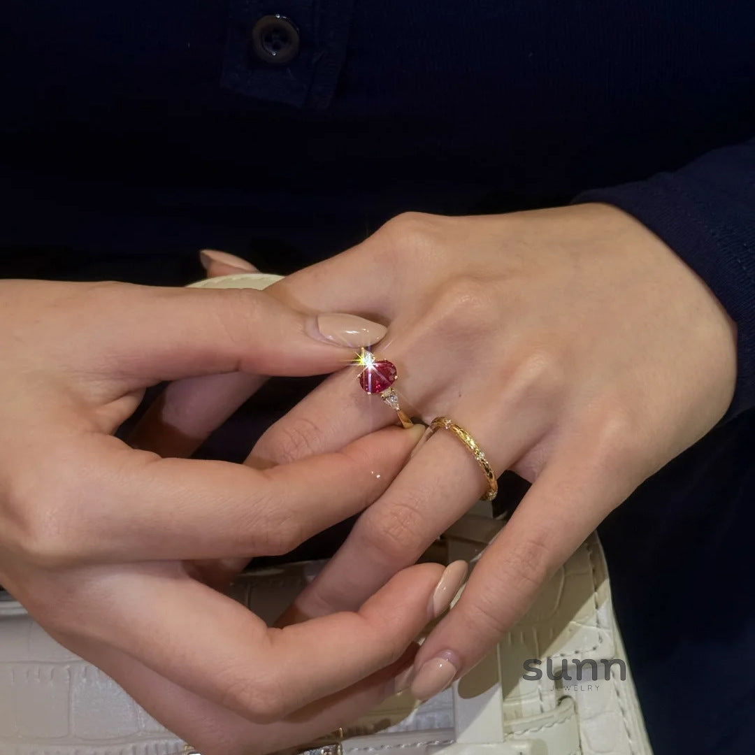 Loretta Luxe Diamond Ring [4CWQ8H0L]