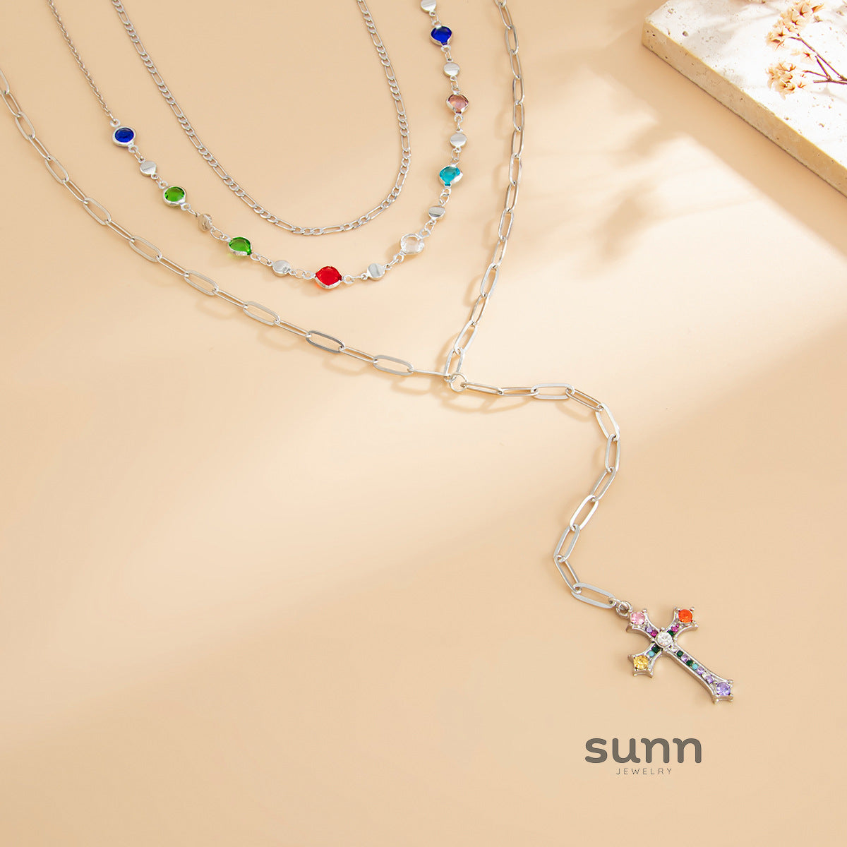 Loryn Rhinestone Cross Necklace [99SO7XGC]