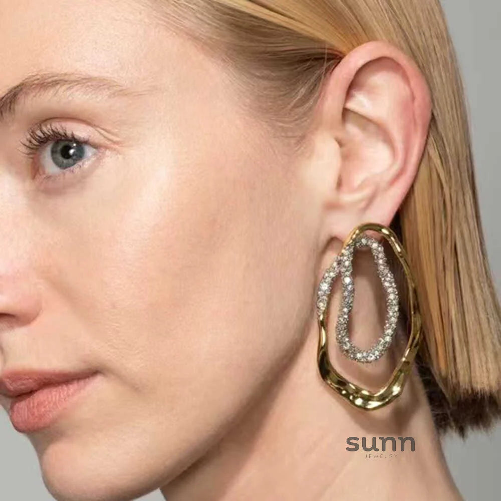 Lou Geometric Drop Earrings