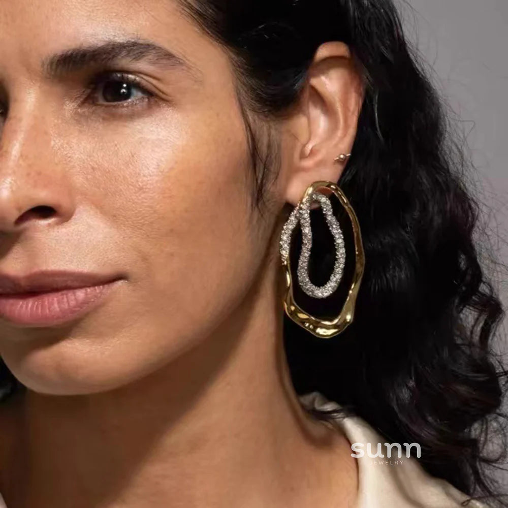Lou Geometric Drop Earrings