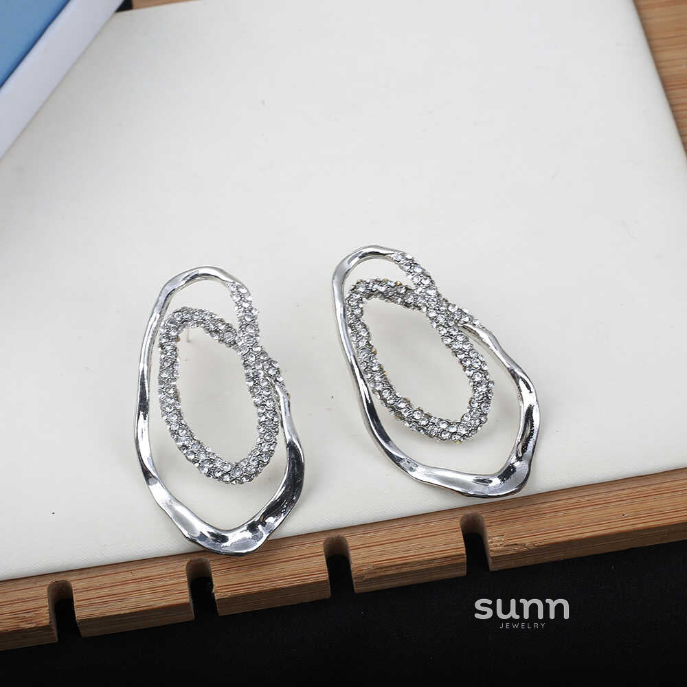 Lou Geometric Drop Earrings